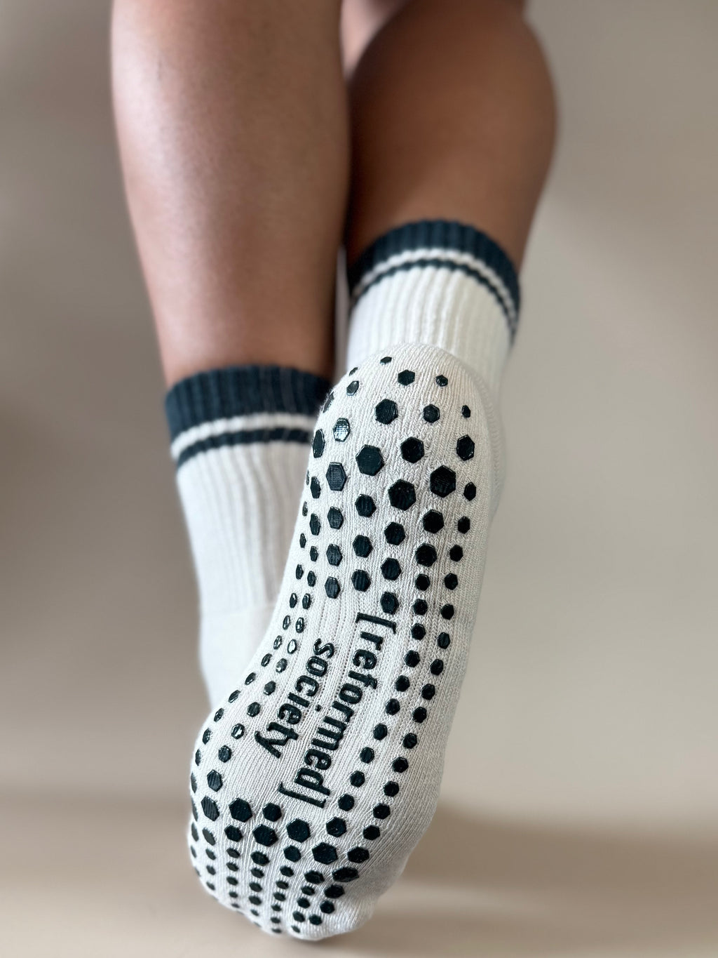 Retro Crew Grip Sock - Light Cream & Hunter Green