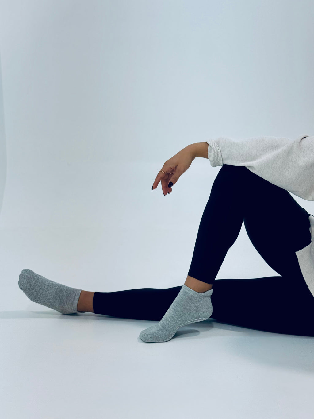 Ankle Grip Socks - Grey